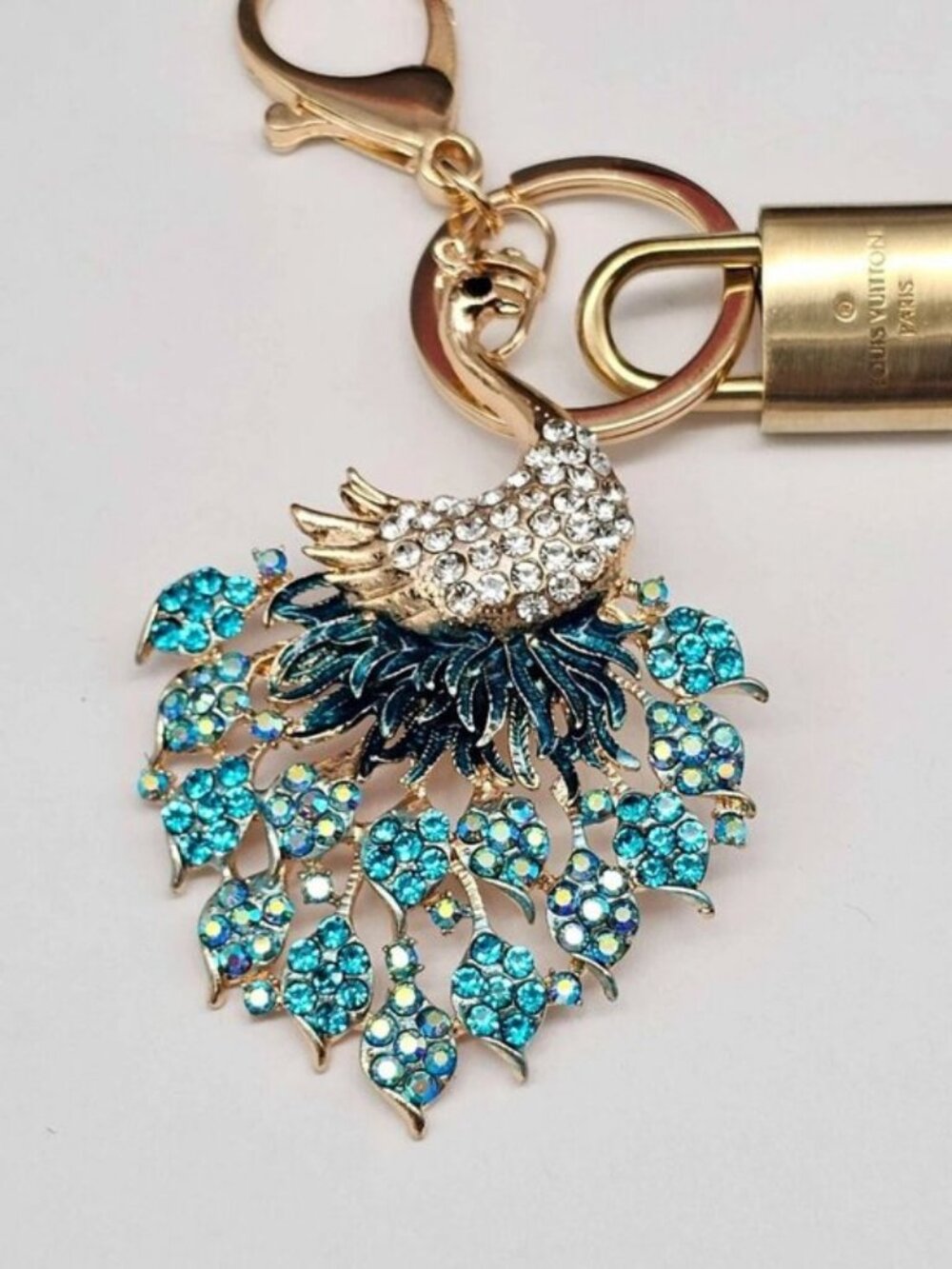 Authentic Louis Vuitton Gold Lock 🔒 Unbranded Peacock Keychain Bag Charm LV - Picture 6 of 9